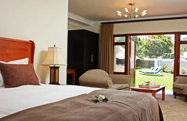 Twin / King Deluxe Suite